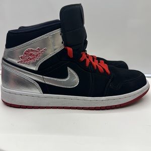 Jordan 1 Mid “Johnny Kilroy” - Black Metallic Silver, US 10.5 men’s pre-owned